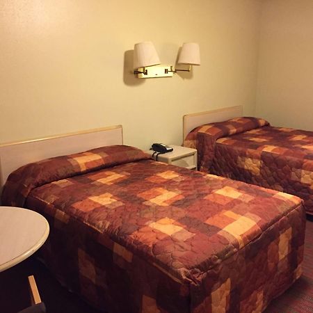 Sebring Inn Kültér fotó
