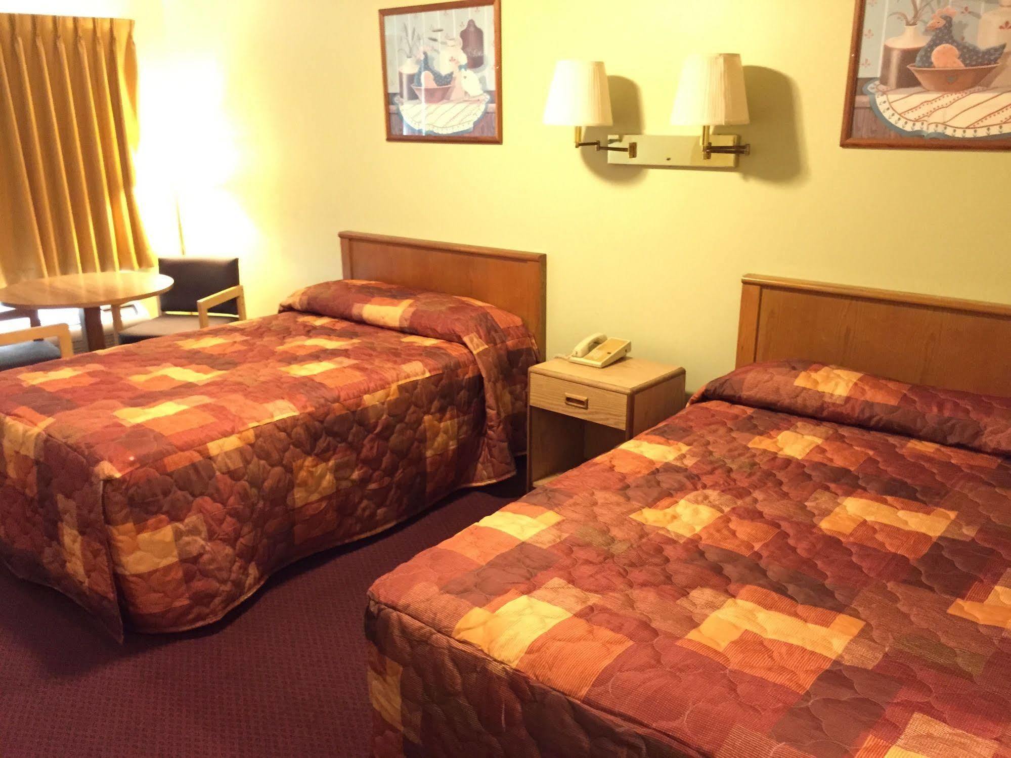 Sebring Inn Kültér fotó