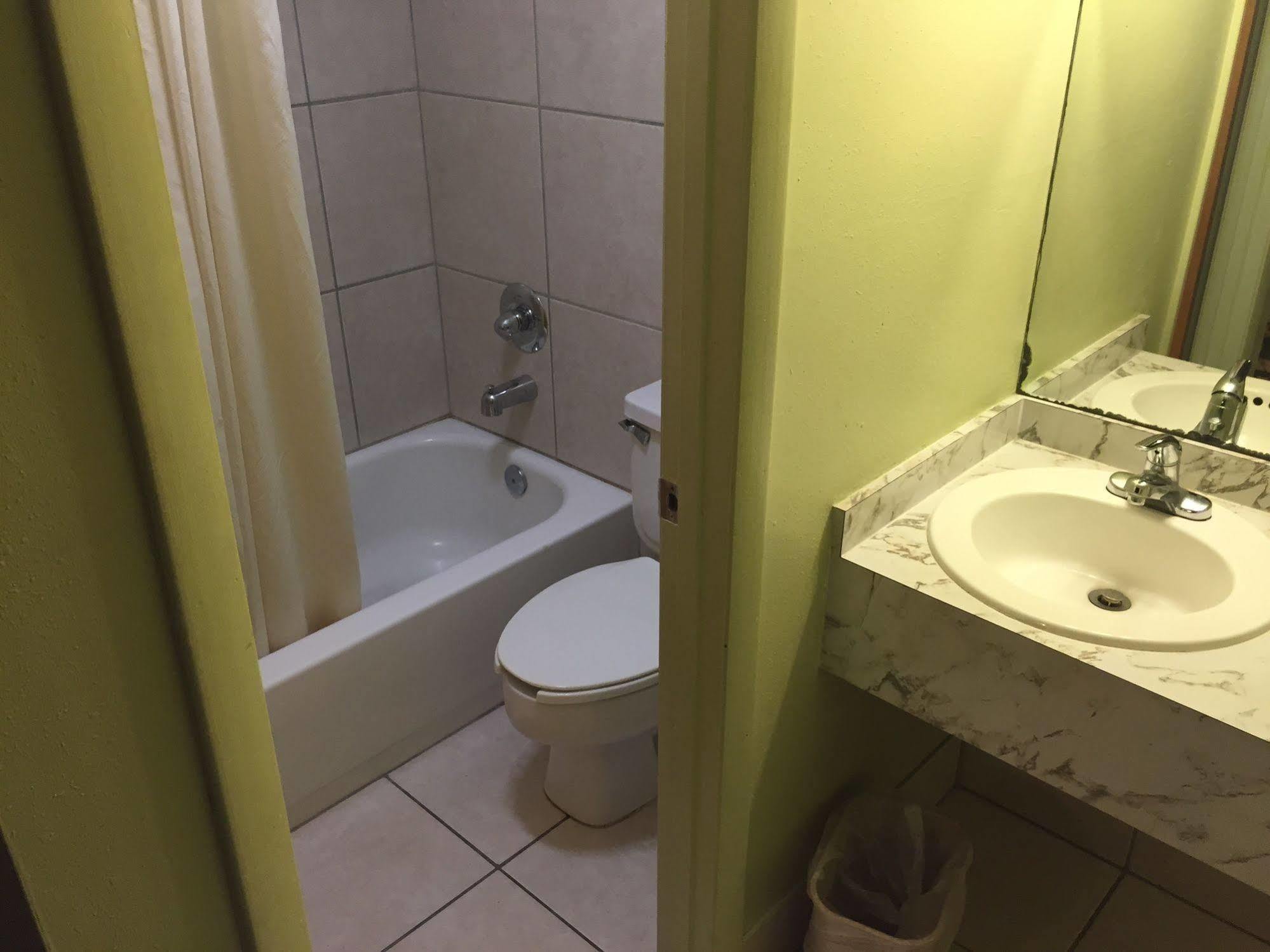 Sebring Inn Kültér fotó