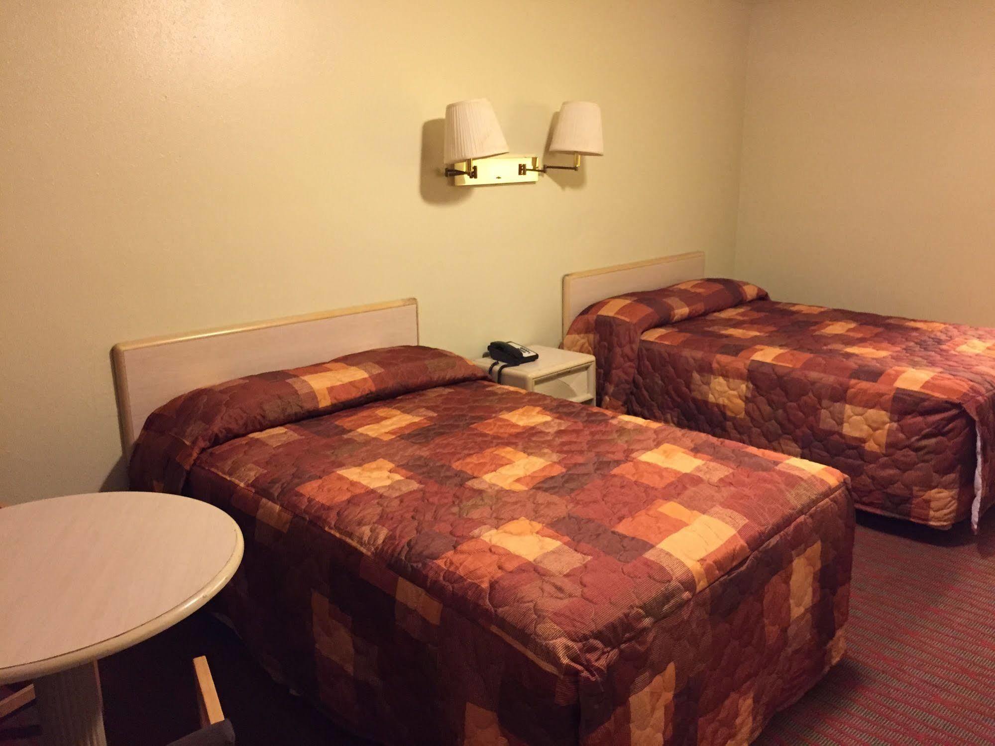 Sebring Inn Kültér fotó