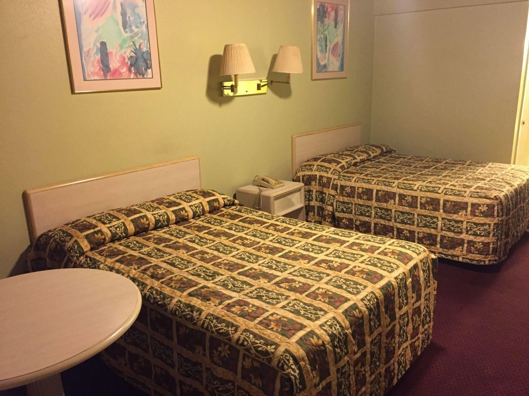 Sebring Inn Kültér fotó